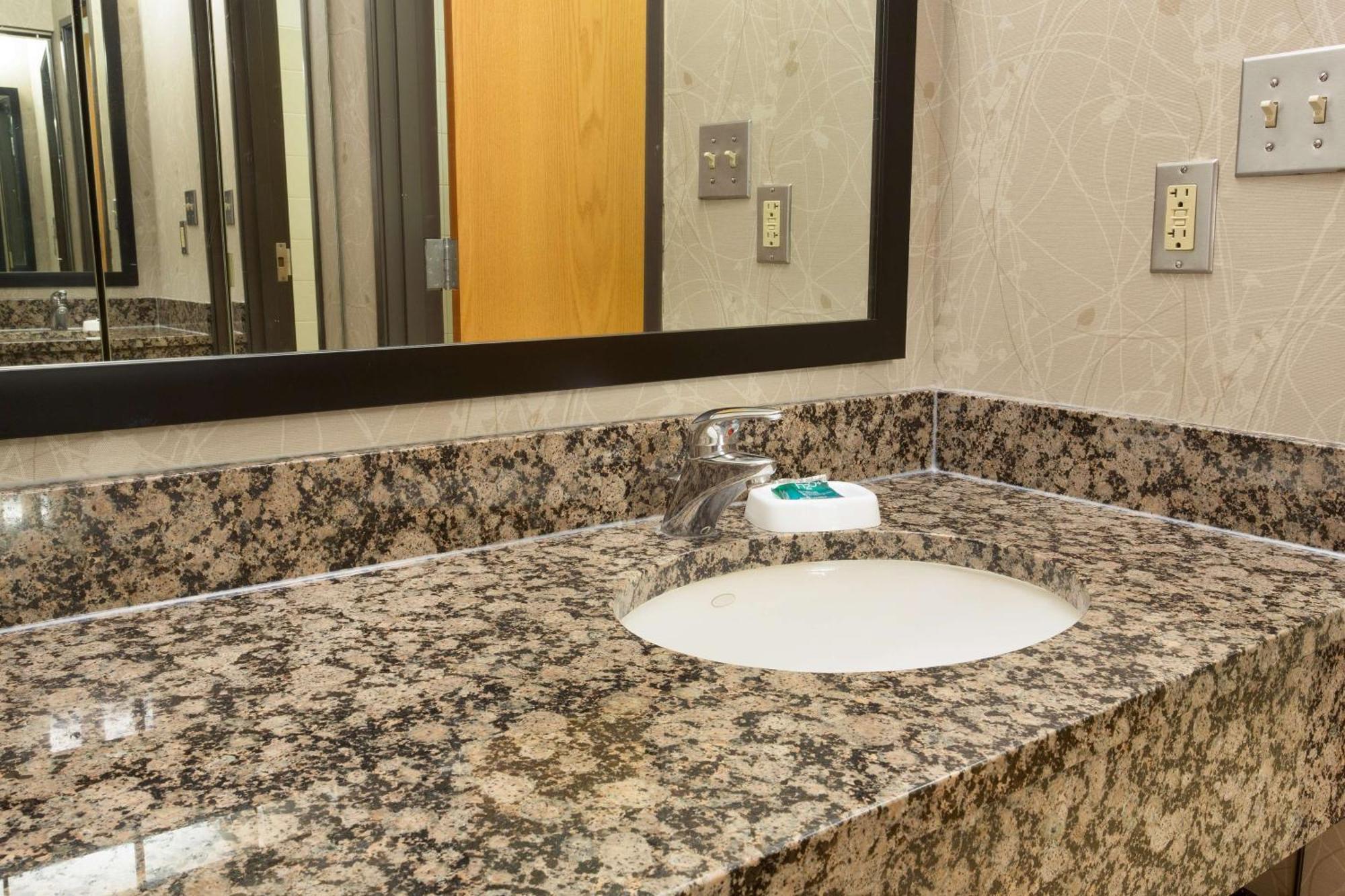 Drury Inn & Suites Lafayette La Kültér fotó